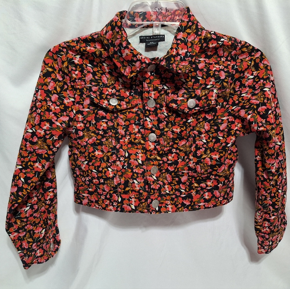 Social standard Jean jacket